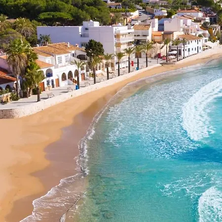 Apartment En Con Piscina 100 M De La Playa *